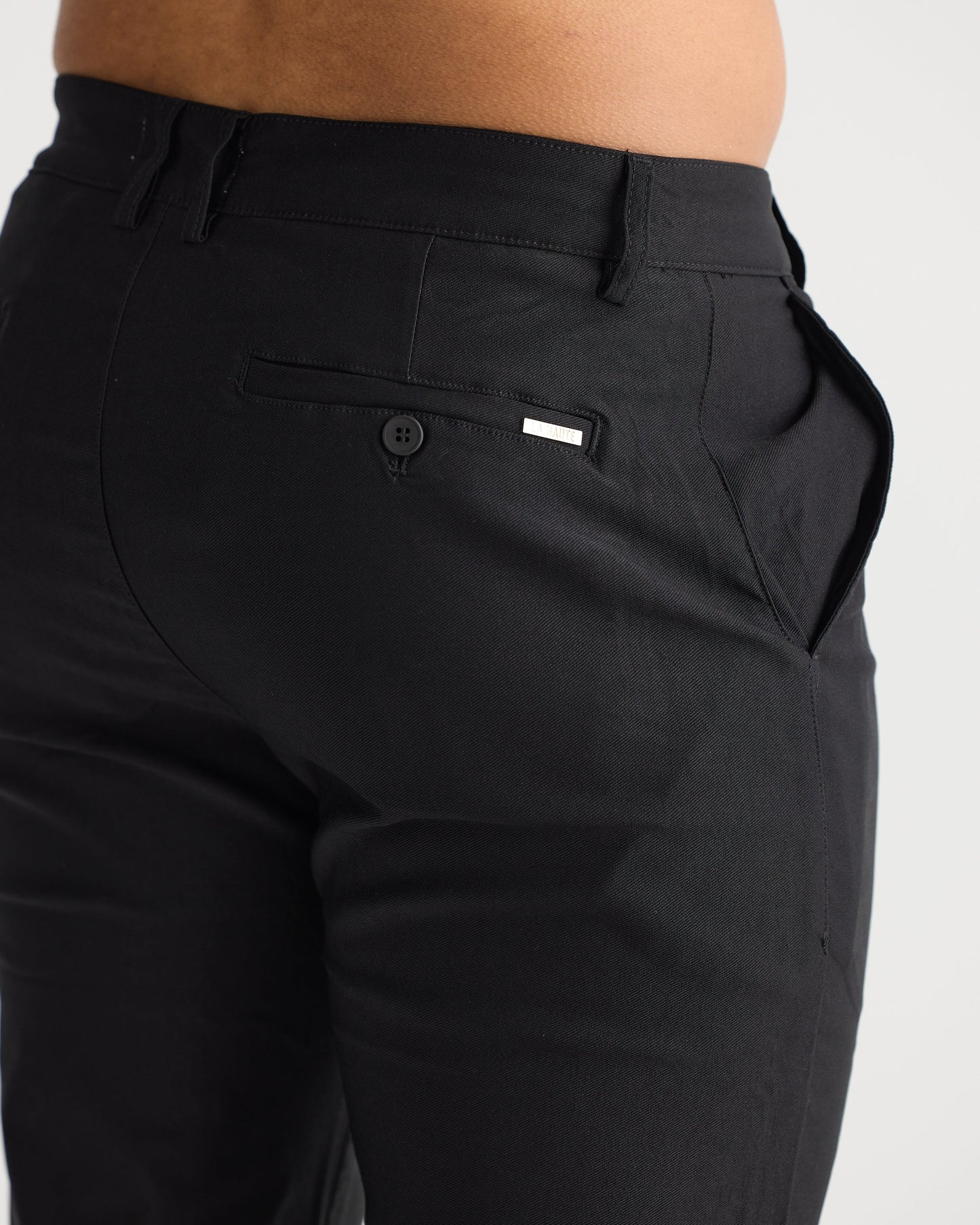 Black Essence™ Chino