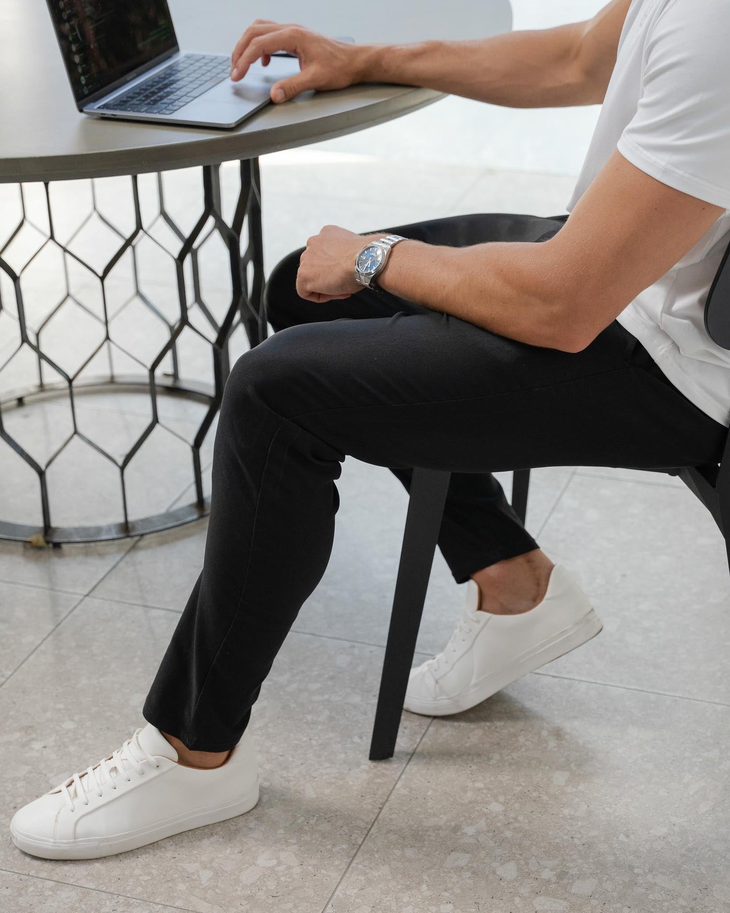 Black Essence™ Chino