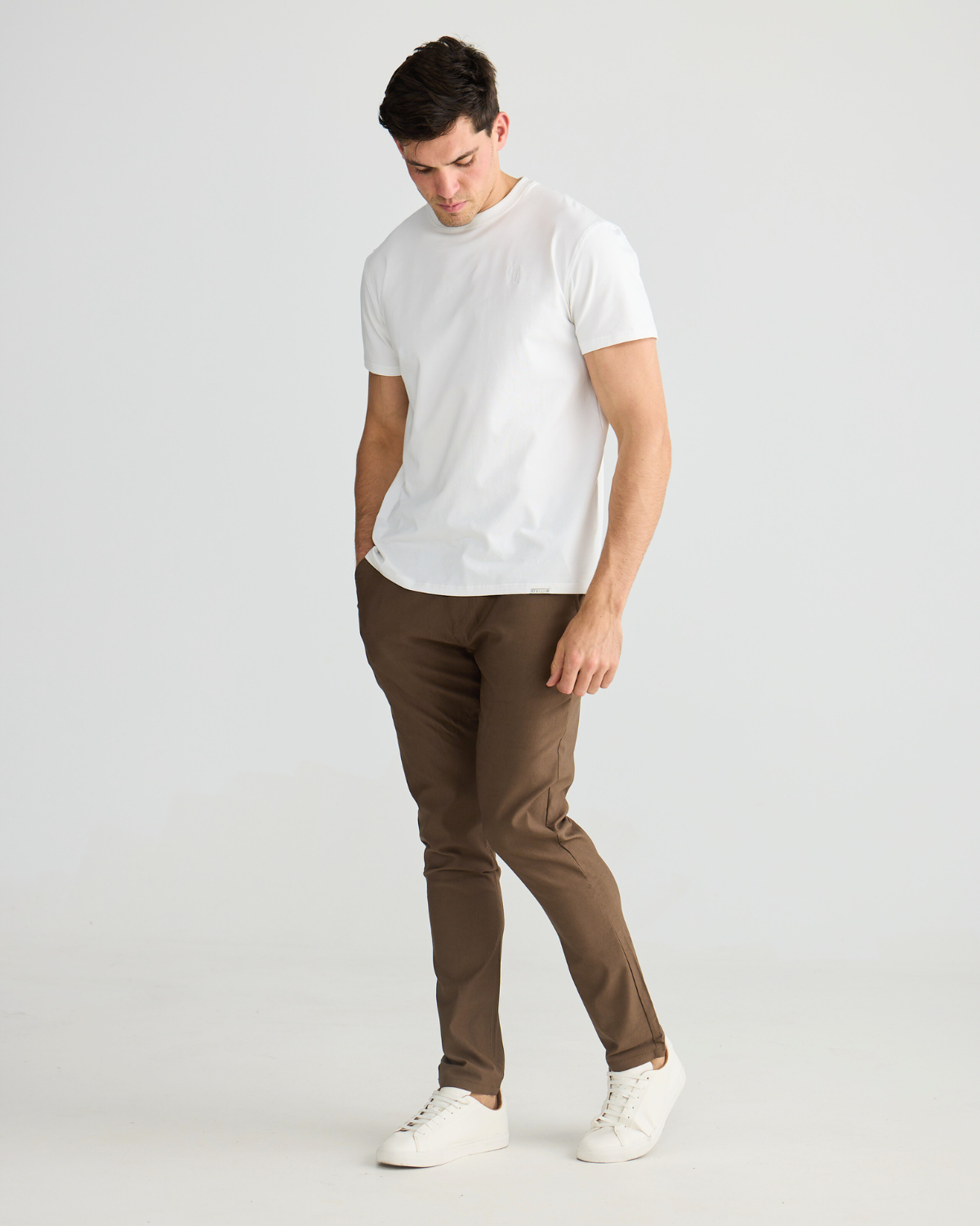 Brown Essence™ Chino